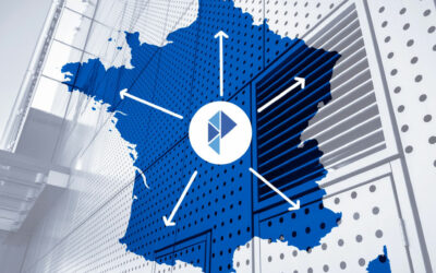 Comment choisir ses pièces métalliques sur mesure chez Chronopli ? Comparatif 2026 des matériaux (galva, acier, corten, inox, aluminium brut ou prélaqué RAL) et procédés (découpe laser fibre, pliage CNC)
