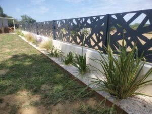 Panneau de clôture découpé laser