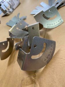 Découpe inox et gravure laser sur inox